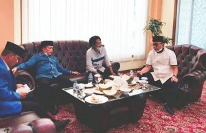 Saat Gubernur Jambi, Al Haris bertemu dengan Menteri Perdagangan RI, Zulkifli Hasan dan Bendum KNPI Jambi, Candra Andika. Foto: dok. AksesJambi.com