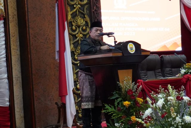 Gubernur Jambi, Al Haris mengajak seluruh komponen masyarakat Provinsi Jambi bersatu padu dan bergerak bersama sama dalam membangun Provinsi Jambi. Foto: Kmf